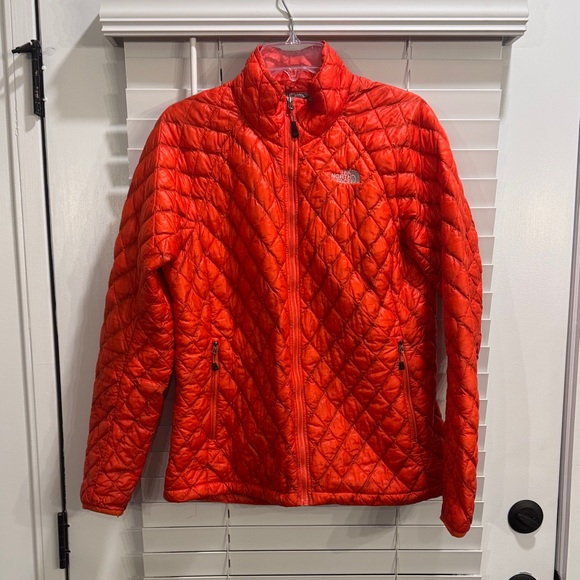 The North Face | THERMOBALL Women's Fiery Orange Puffer Jacket (Sz. Large) - Picture 1 of 5